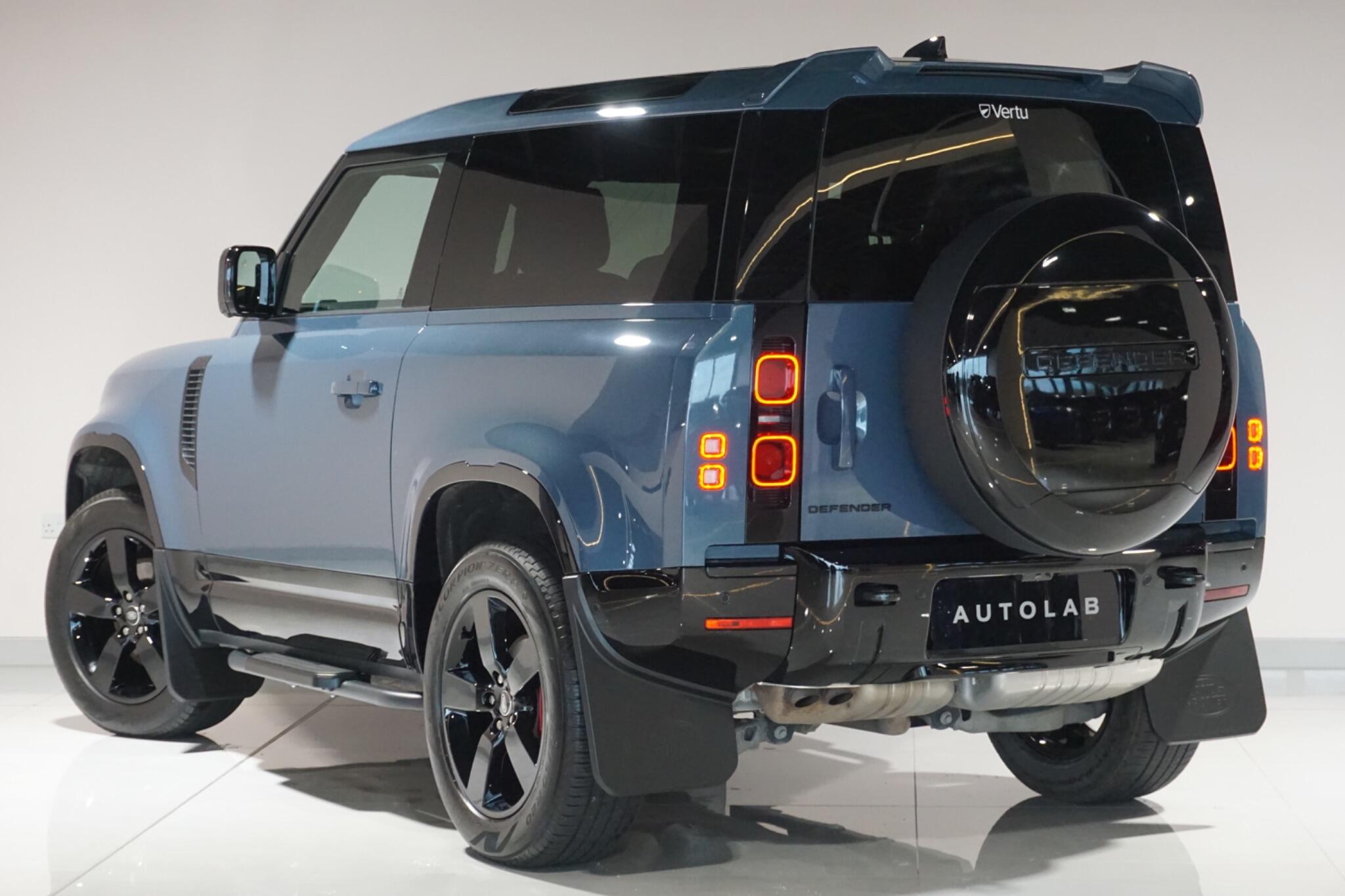 Land Rover Defender 90 3.0 D250 MHEV X-Dynamic HSE SUV 3dr Diesel Auto 4WD Euro 6 (s/s) (250 ps)